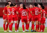 中国女足出征世界杯:中国女足出征世界杯 机场内全员正装