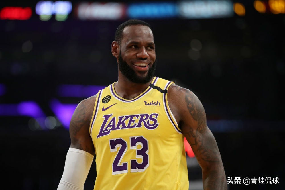 nba季后赛单场得分记录:nba季后赛单场得分记录保持者