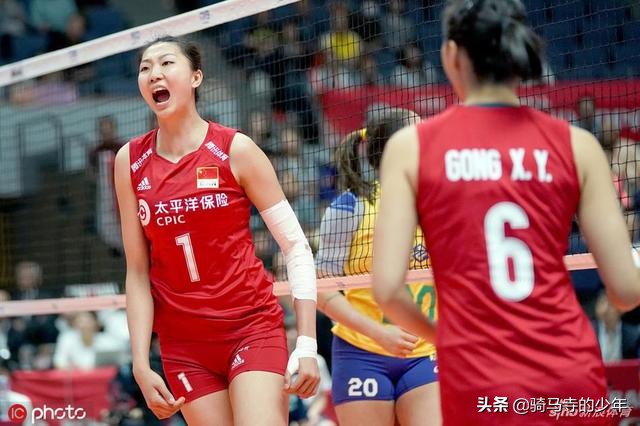 中国女排3-2击败巴西队:中国女排3-2击败巴西队视频