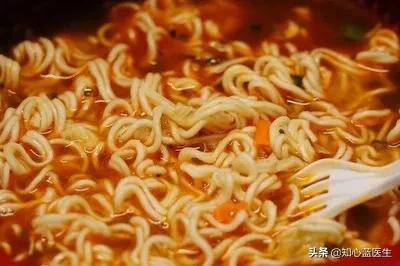 高血压七种食物千万不能碰:高血压七种食物千万不能碰水果