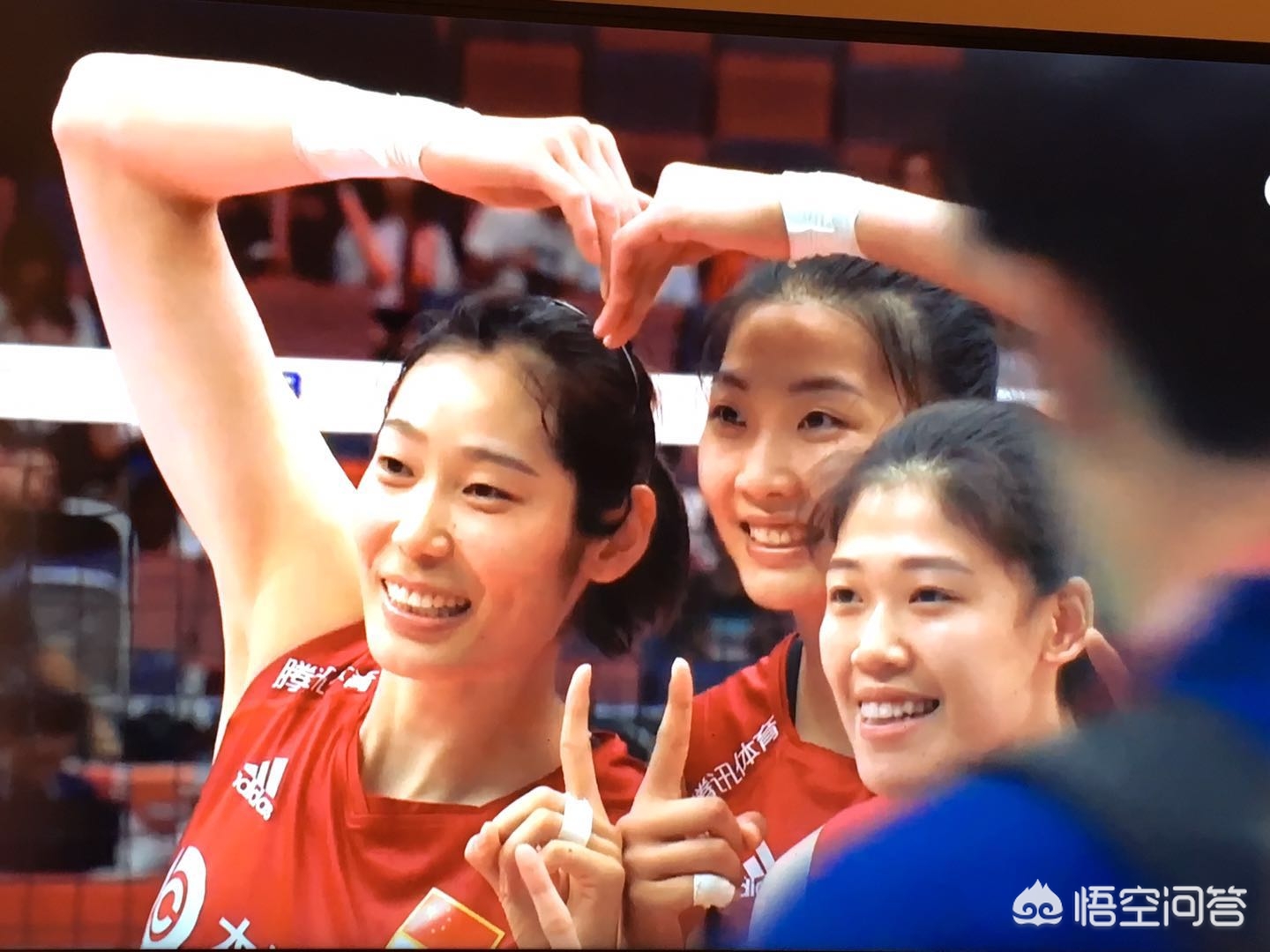 中国女排3-0阿根廷:中国女排3-0阿根廷 连胜收官