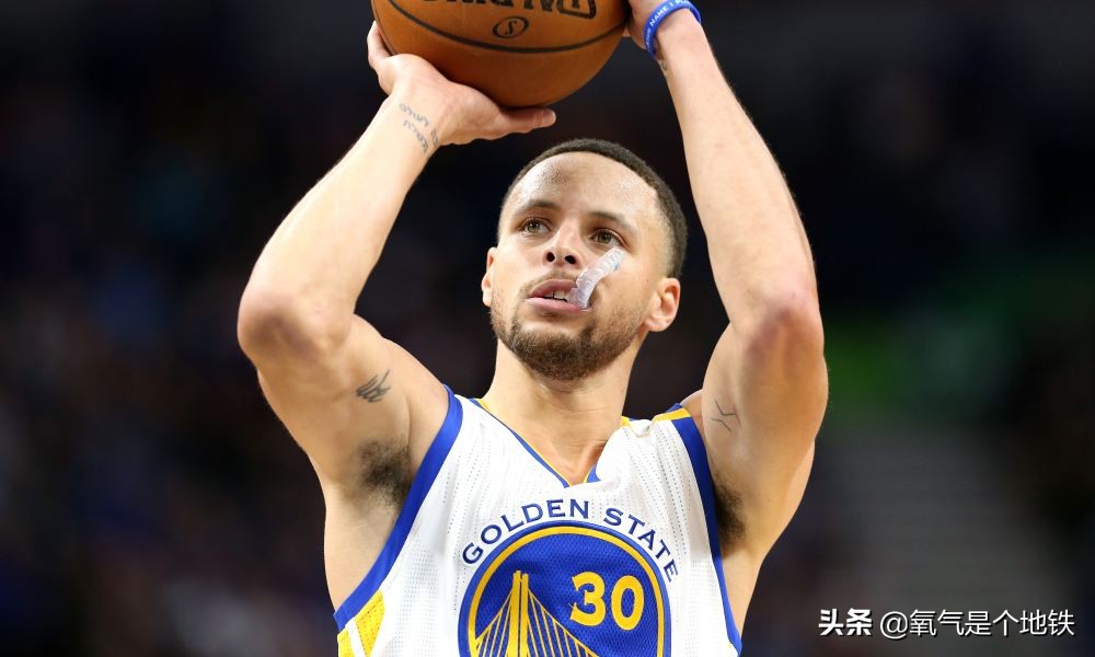 nba30大绝技:nba30大绝技之乔丹后仰