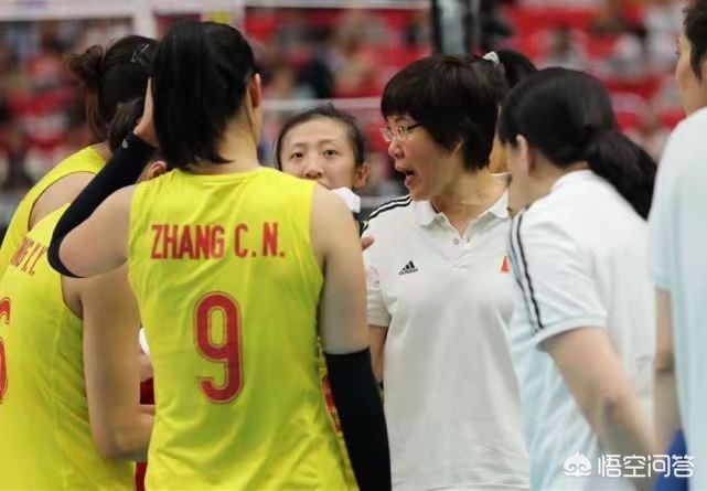 美国女排3-1巴西:美国女排3-1巴西夺3