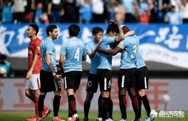 长春亚泰2-1大连人:长春亚泰v大连人